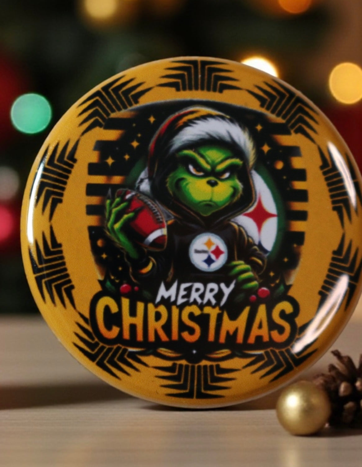 1.25" Round Christmas Magnet, Black and Yellow Team
