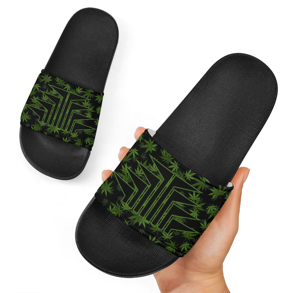 Mary Jane Slider Sandal With Frog Foot Designs